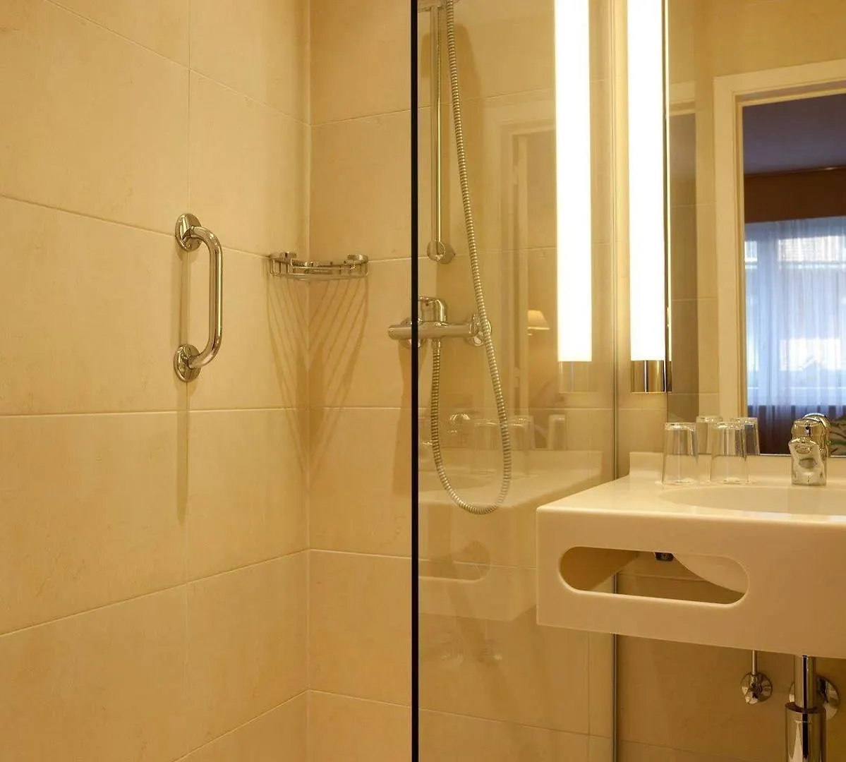 Hotel Imperial Ostend 3*,  Belgium